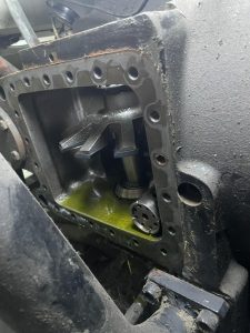 mcquay kompresor bakim onarim tamir stargate 225x300 - Kompresör Bakımı ve Onarımı